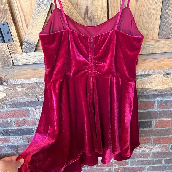 Honey and Rosie Burgundy Velvet Dress - Picture 6 of 6